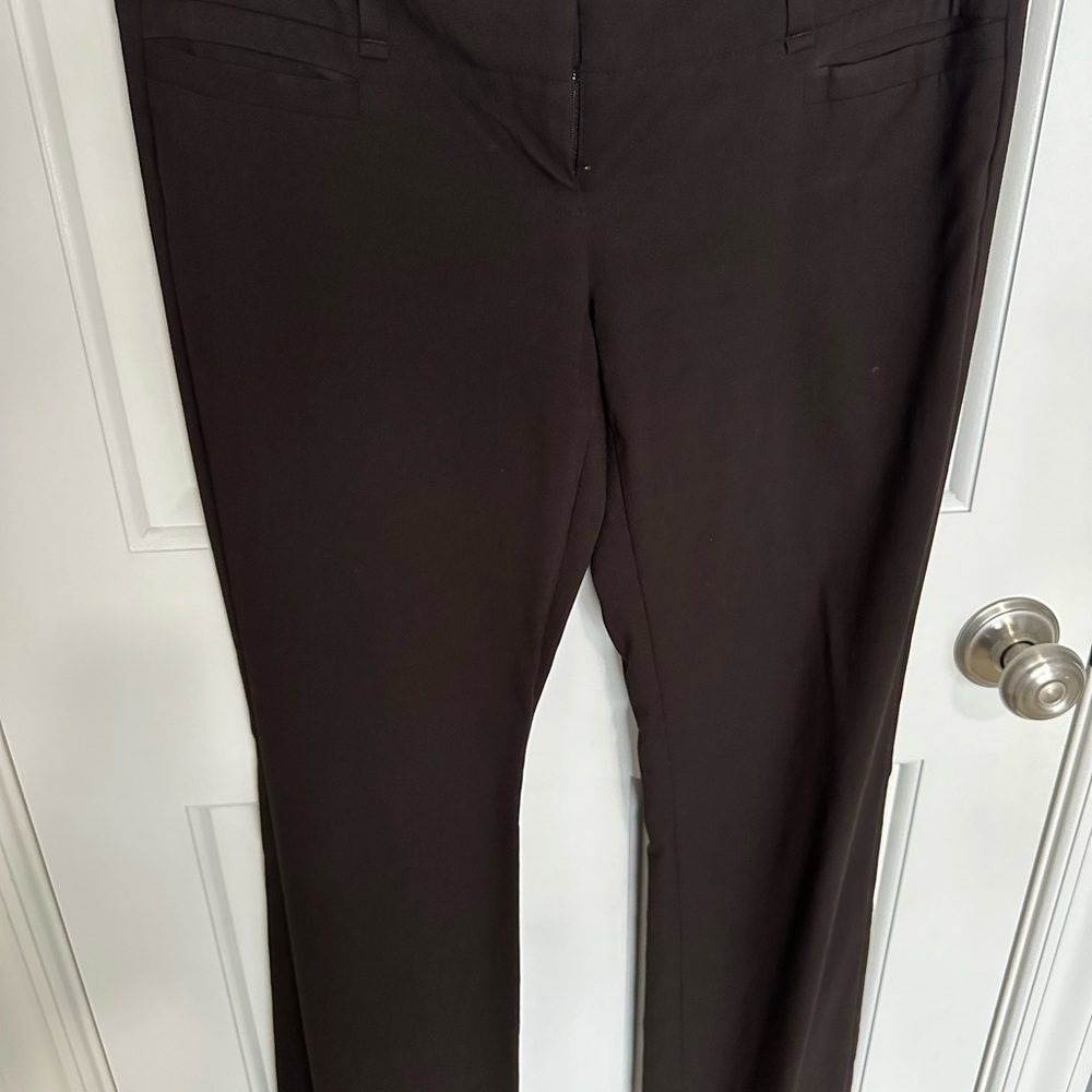 Studio 400 by The limited. Brown Size 4R straight leg pants